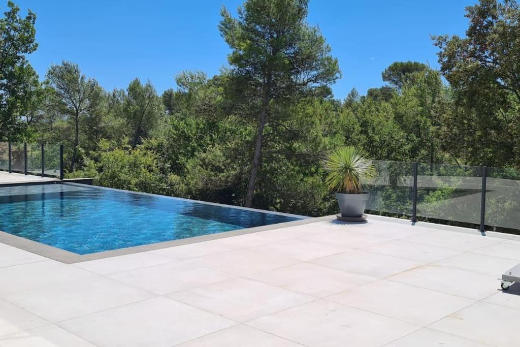 Petit Paradis Sur Golf Flassans-sur-Issole Bagian luar foto